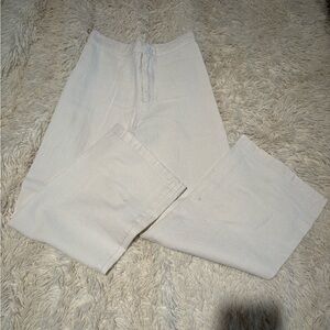 Brandy Melville Cropped Pants